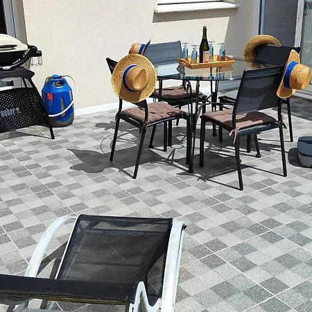 Dom wakacyjny Maison Au Calme Les Fauvettes